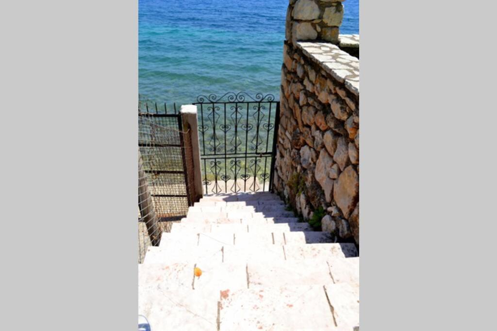 Villa Violeta Lefkada Nydri Luaran gambar
