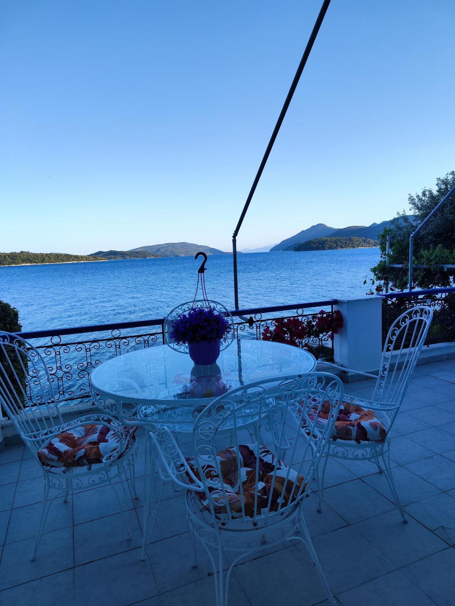 Villa Violeta Lefkada Nydri Bilik gambar